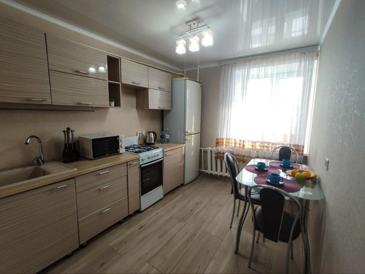 2-Х Комнатная Квартира В Центре На Ул.Бородина 107 Kostanay Bagian luar foto