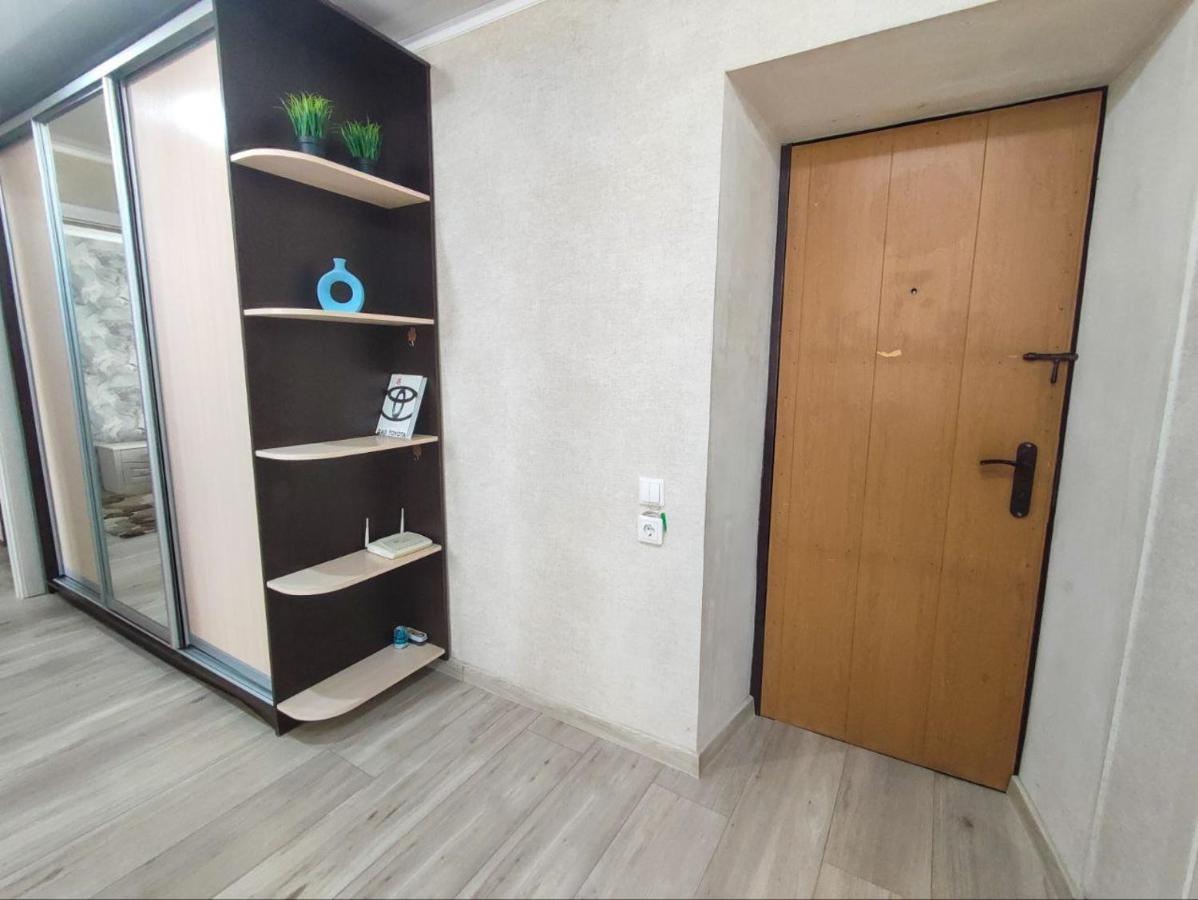 2-Х Комнатная Квартира В Центре На Ул.Бородина 107 Kostanay Bagian luar foto